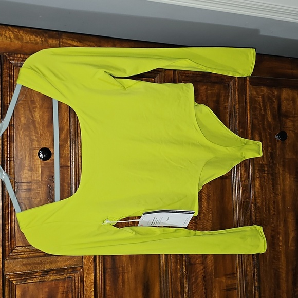 Lululemon Square-Neck Long Sleeve Bodysuit!! NWTS Sz Medium! LCHN! Beautiful - Picture 6 of 9